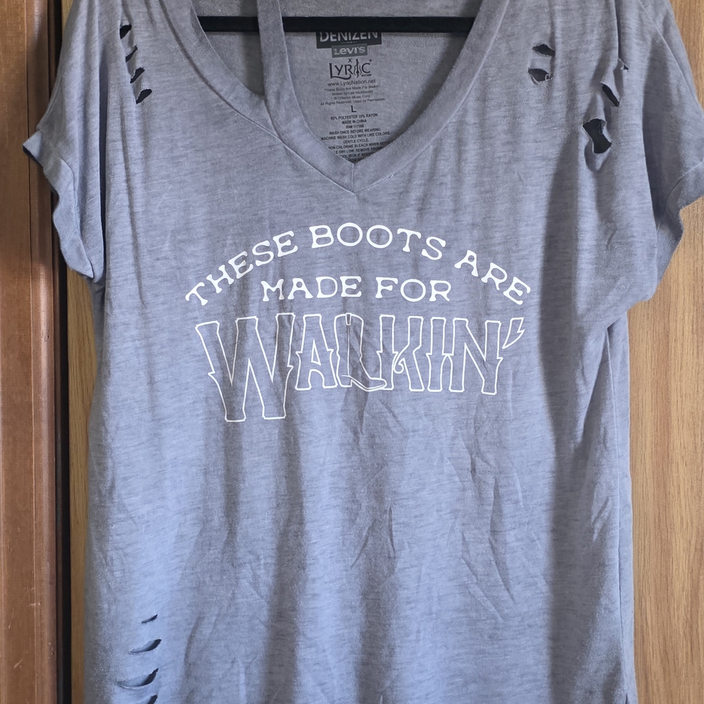 Gray Graphic Tee with Distressed Details